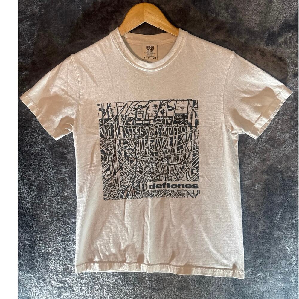 Deftones Wires T Shirt Men’s Small Official Sold Out Comfort Colors Merch Cream